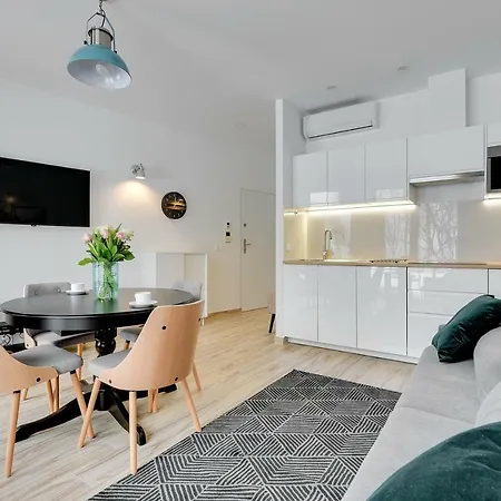Flats For Rent - Orlowska Riwiera * Γκντίνια